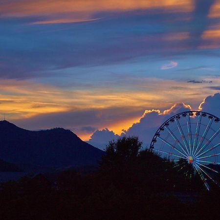 Misty Mountain Lodge Holiday Home Gatlinburg Ngoại thất bức ảnh